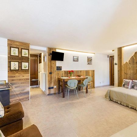 Il Nido Di Letizia Apartment Châtillon Екстериор снимка