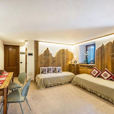 Il Nido Di Letizia Apartment Châtillon Екстериор снимка